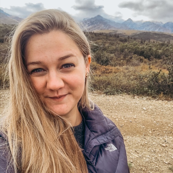 Meet your Posher, Josie - Picture 1 of 1